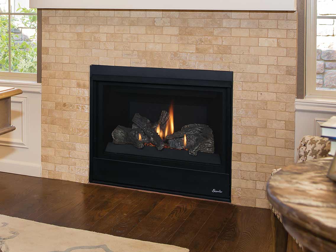 Superior Fireplace DRT2023 Direct Vent Gas Fireplace | Traditional | Front-View